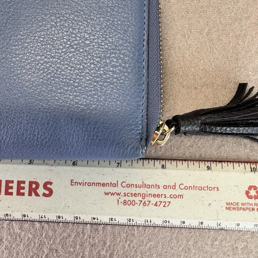 Kate Spade Neda Grey Street WLRU2264 Blue Leather Zip Around Wallet READ